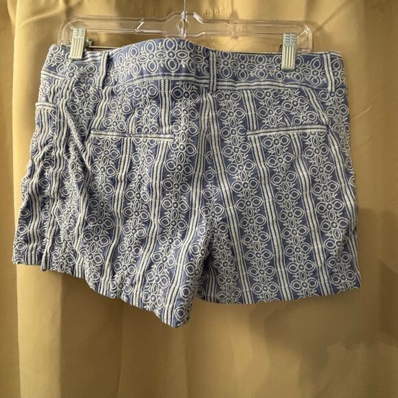 LOFT Riviera Shorts Women’s Size 6 Blue White Geometric Print - Picture 2 of 3
